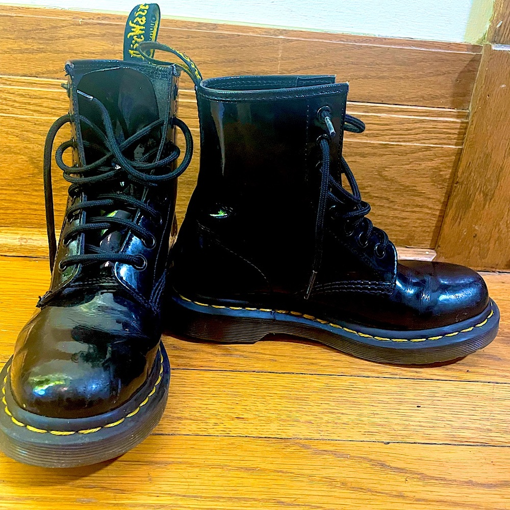 Black patent leather shiny doc martens 8 hole